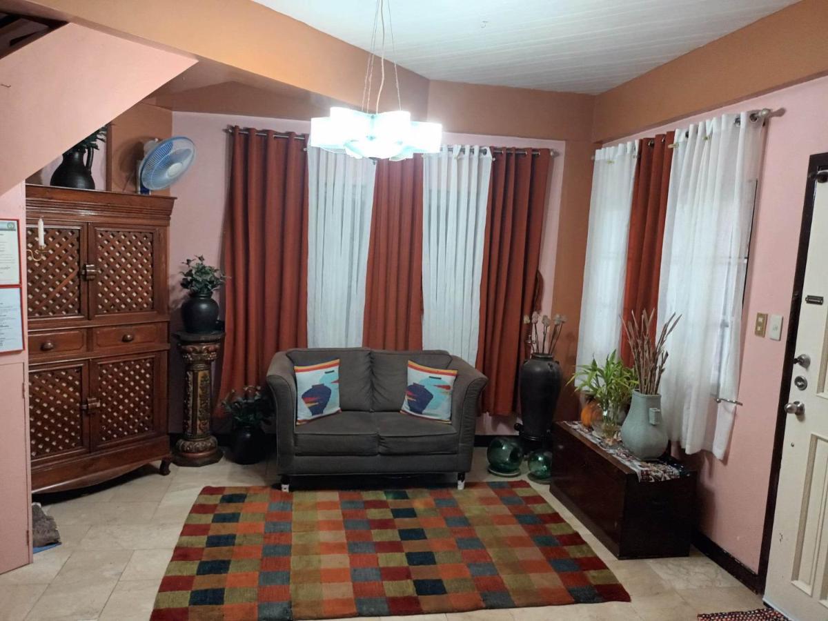 Country Bug Inn Тагайтай Экстерьер фото