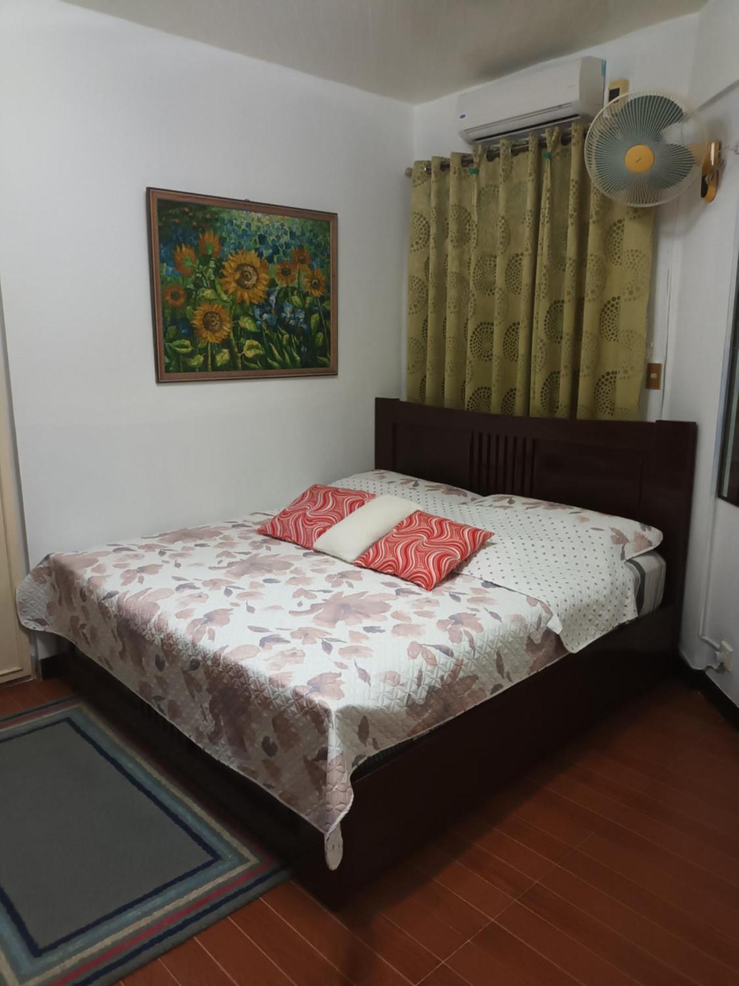 Country Bug Inn Тагайтай Экстерьер фото