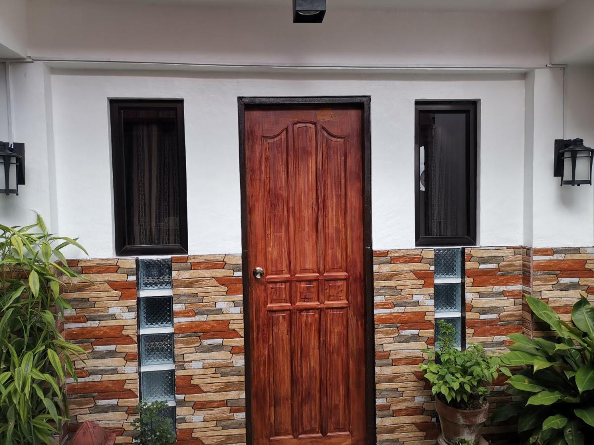Country Bug Inn Тагайтай Экстерьер фото